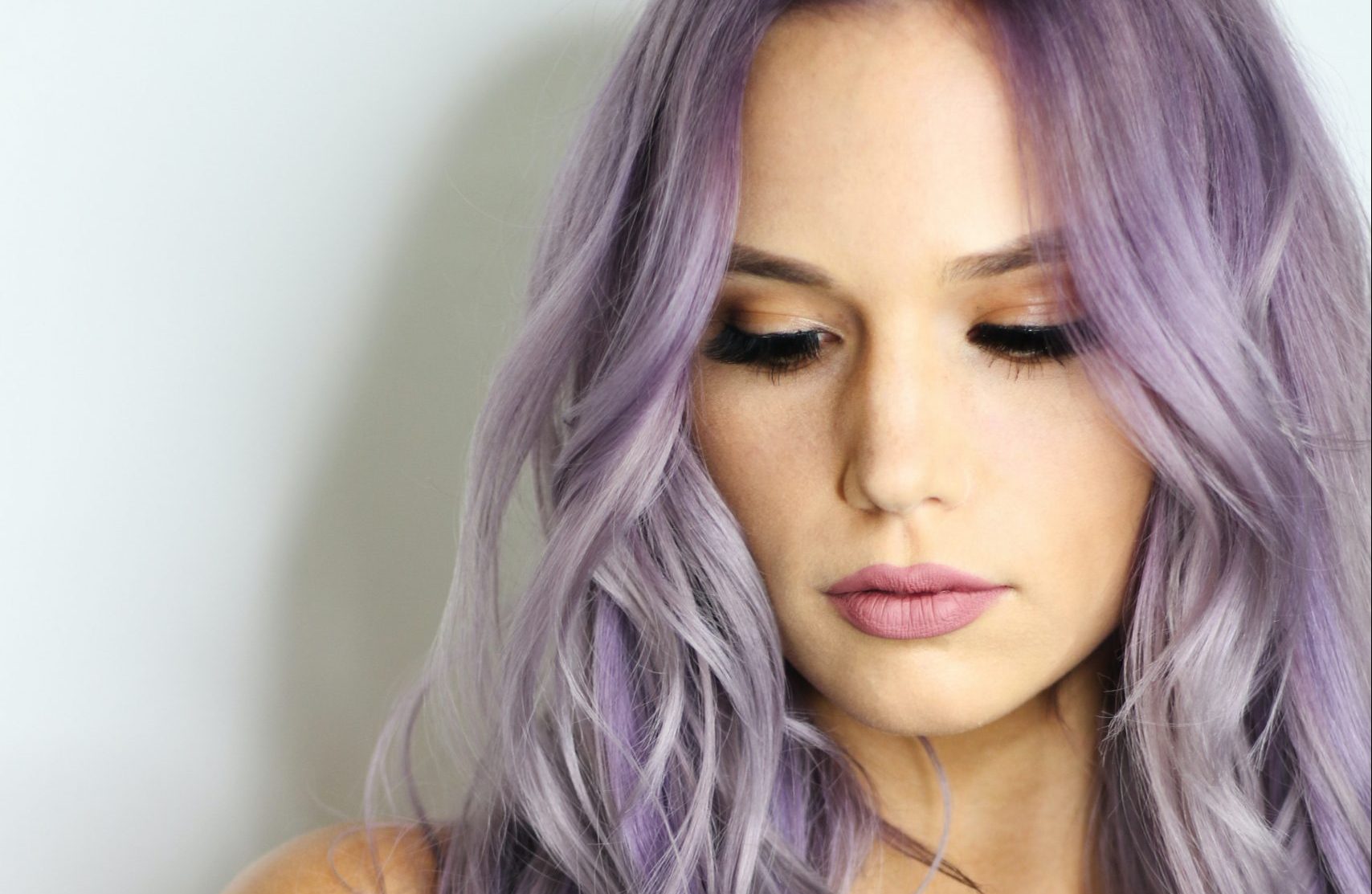 6-different-ways-you-can-curl-your-hair-photo-stand