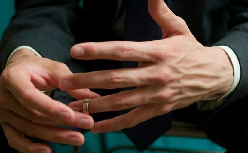 mens wedding bands